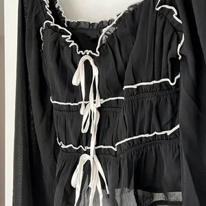 NWOT Chic Black Blouse with White Accents (Juniors)